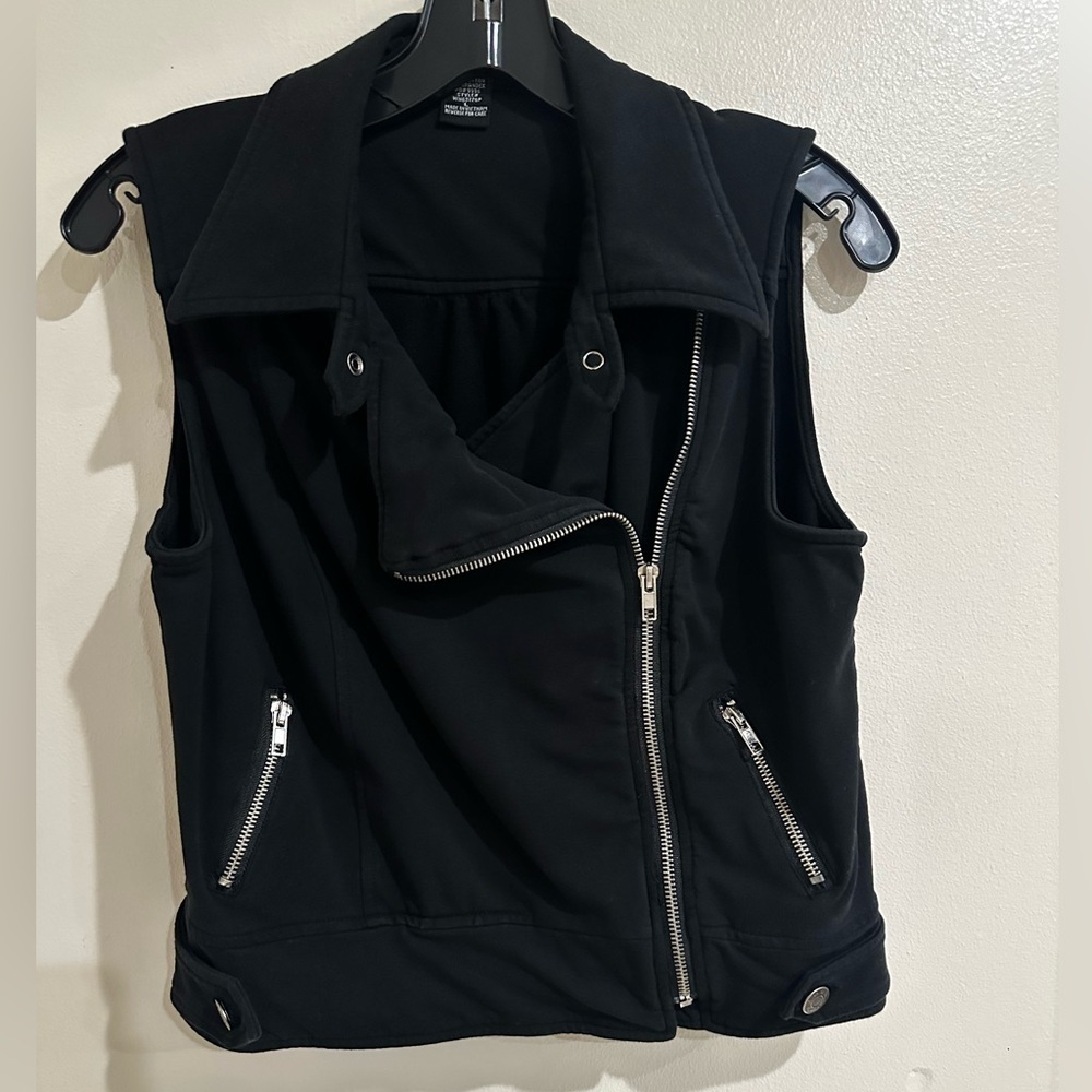 Sexy Sleeveless Vest